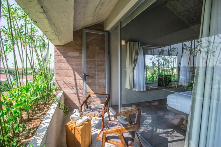 Phòng Suite Double Pool view